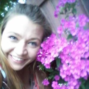 Meet your Posher, Violet