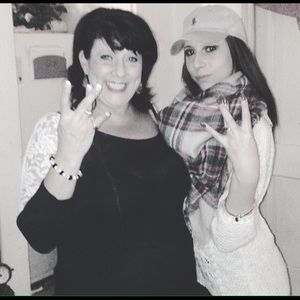 Meet your Posher, Deanna