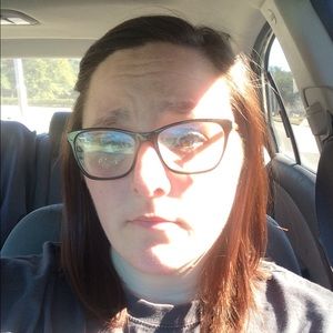 Meet your Posher, Cari paige