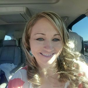 Meet your Posher, Lana