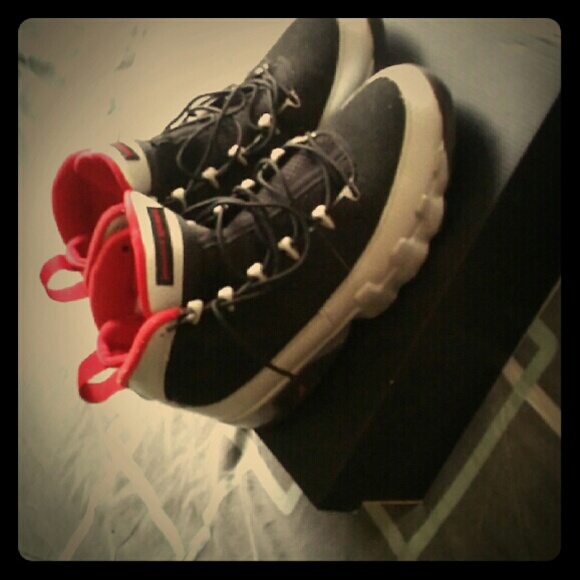 Jordan 9s
