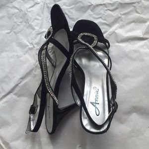 Annie Alexa dress sandal