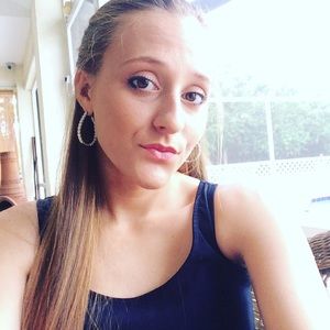 Meet your Posher, Kelley