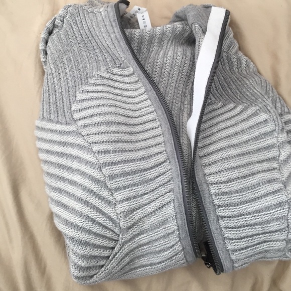 Lululemon zip up sweater