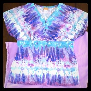 Super cute scrubs!! $15 for the set 💟