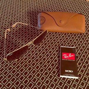 **brand new** Ray-Ban Aviators