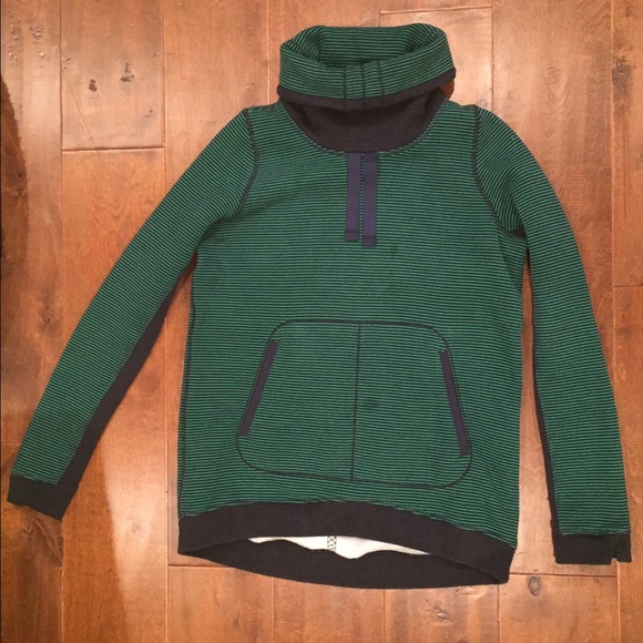 LuLu Lemon Avenue Pullover