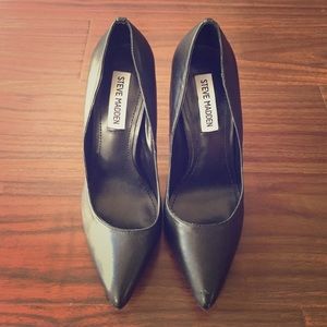 Steve Madden - Invade Pump - Black Leather - 6.5