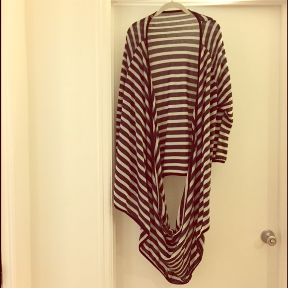 ⚡️PRICE DROP⚡️Infinity Sweater Cape