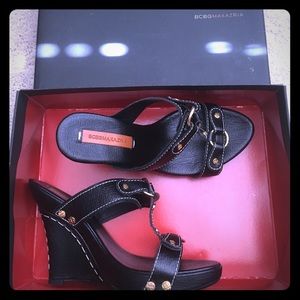 BCBGMaxAzria Black Wedge Size 8.5M