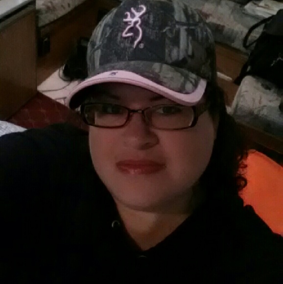 Classy & Modern Treasure's. - Picture 3 of 5