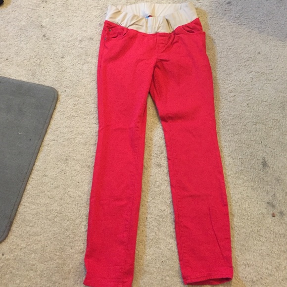 Maternity skinny pants size 8 navy.