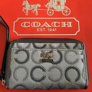 Coach Madison wristlet