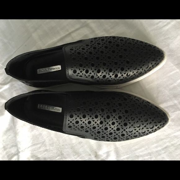 Slip ons - Picture 3 of 3