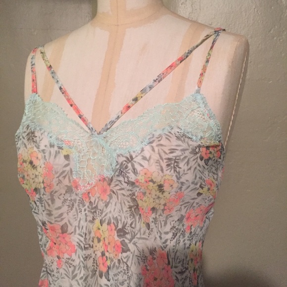 SOLD - Picture 2 of 4