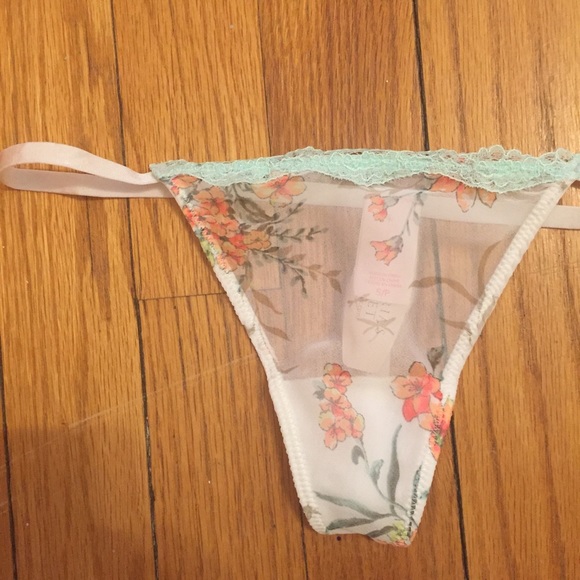 SOLD - Picture 4 of 4