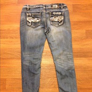 Vanity Skinny Jeans with cute pockets!