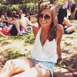 Meet your Posher, Casey