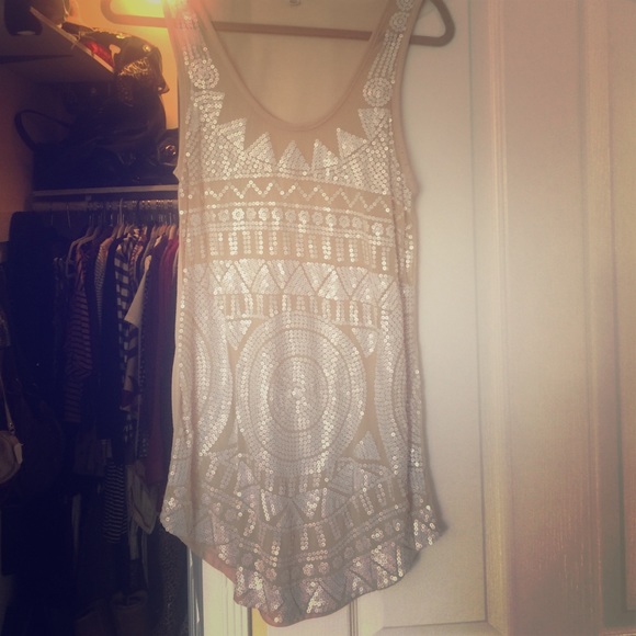 Silence and noise nude sequin top!