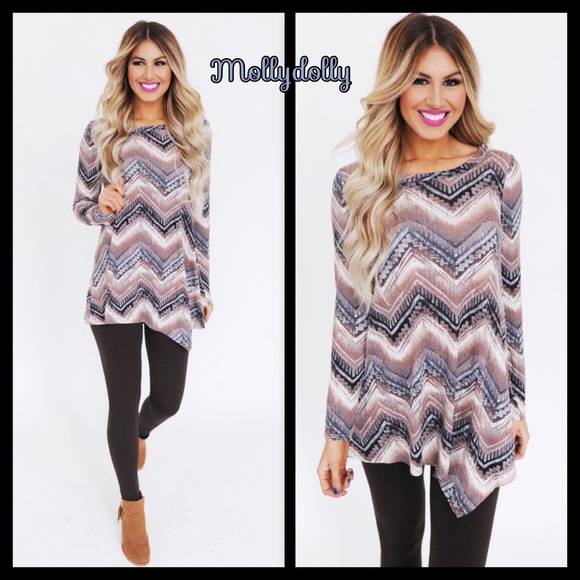 ❗️3XL❗️ Mocha Chevron Zigzag Asymmetrical Top - Picture 2 of 4