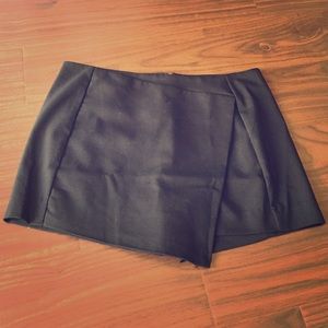 Express - Black - Faux Wrapped Skort - Size 4