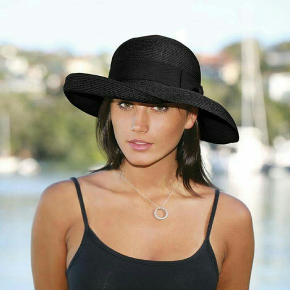 Wallaroo  Accessories - NWT! Wallaroo Georgia Hat burnt orange/brown