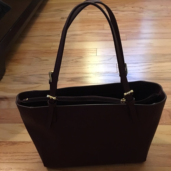 Sold - Picture 2 of 4