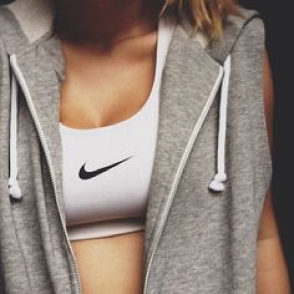 Nike Other - ❗️TODAY ONLY❗️White Nike Sports Bra