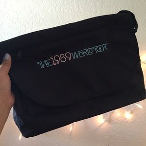 ⚪️T.S. 1989 Bag⚪️