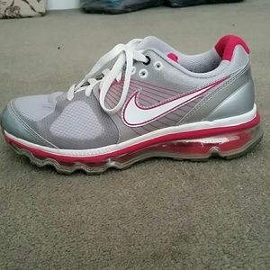 Womens nike air max shoes