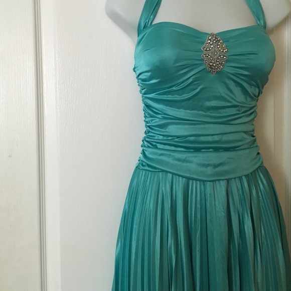 Aqua halter dress - Picture 1 of 4