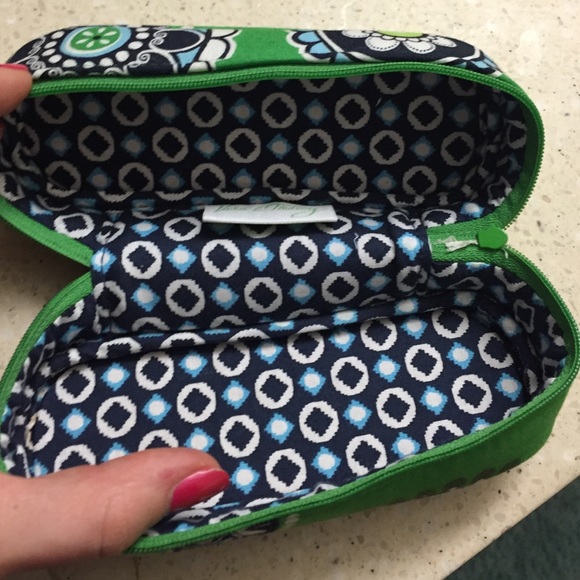 Vera Bradley glasses case - Picture 3 of 4
