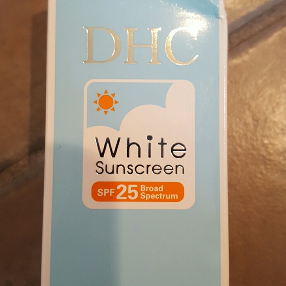 DHC white sunscreen