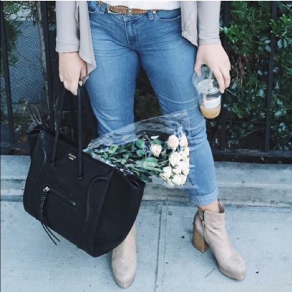 Paige Light Wash Verdugo Ankle Jeans