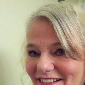 Meet your Posher, Gloria