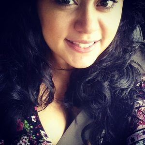 Meet your Posher, Adriana