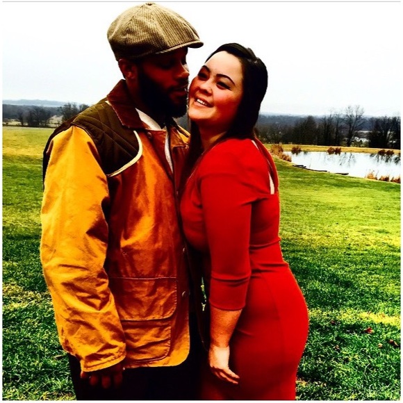 Red Classic Dress 💋 - Picture 4 of 4