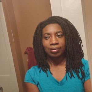 Meet your Posher, Lizzie