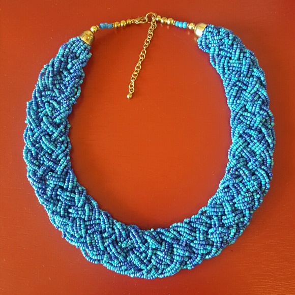 *MUST GO TODAY* Blue beaded statement necklace