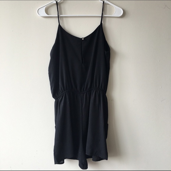 Black Romper👌🏼 - Picture 3 of 3