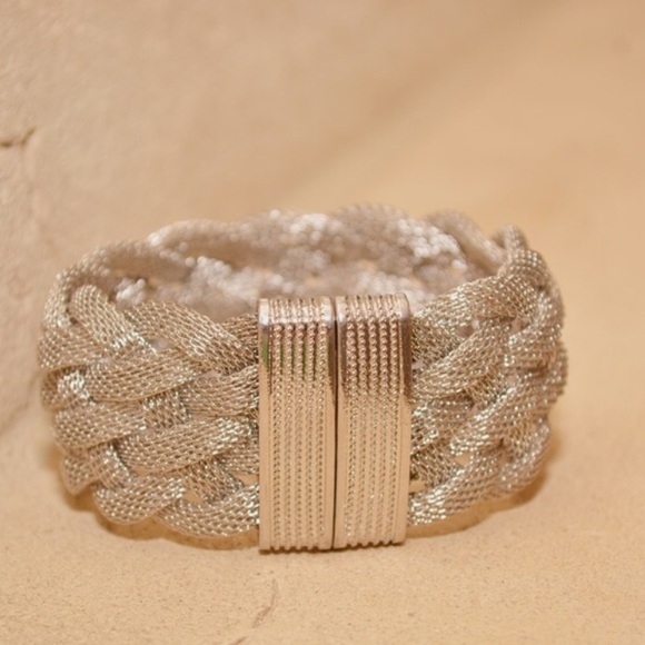 Farah Jewelry Jewelry - Mesh braided bracelet