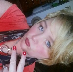 Meet your Posher, Dawn