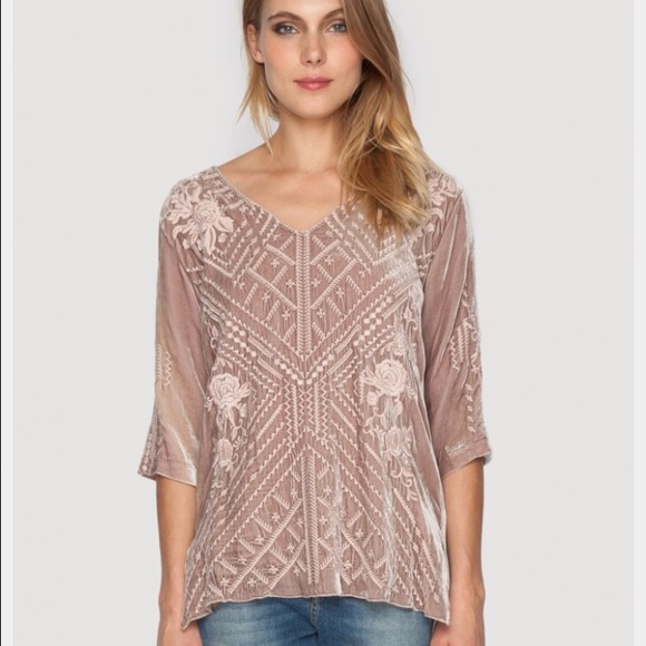 Johnny Was  KALYA VELVET V-NECK T-SHIRT Worn once