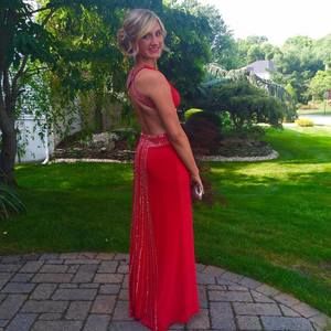 Meet your Posher, Justine