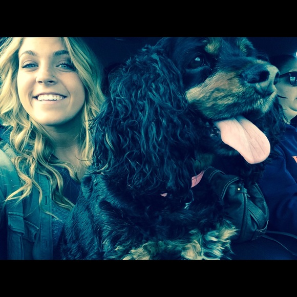 MEET YOUR POSHER - Picture 3 of 3