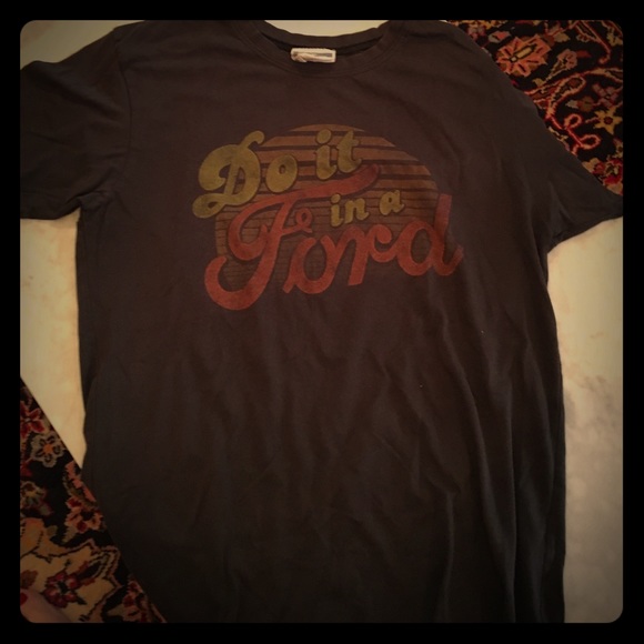 Mighty Fine Brand Tops - Newish Vintage tee- "Do it in a Ford" women's med
