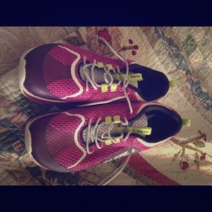 Altra Torin running shoe