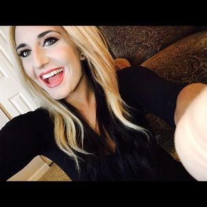 Meet your Posher, Ashley