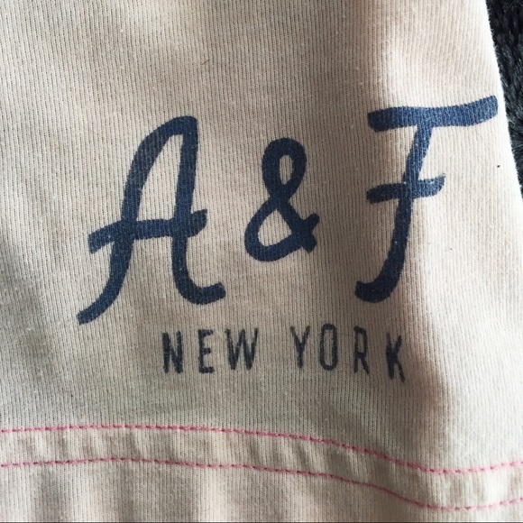 Abercrombie "Original Vintage Tee" - Picture 4 of 4