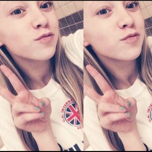 Meet your Posher, Leah